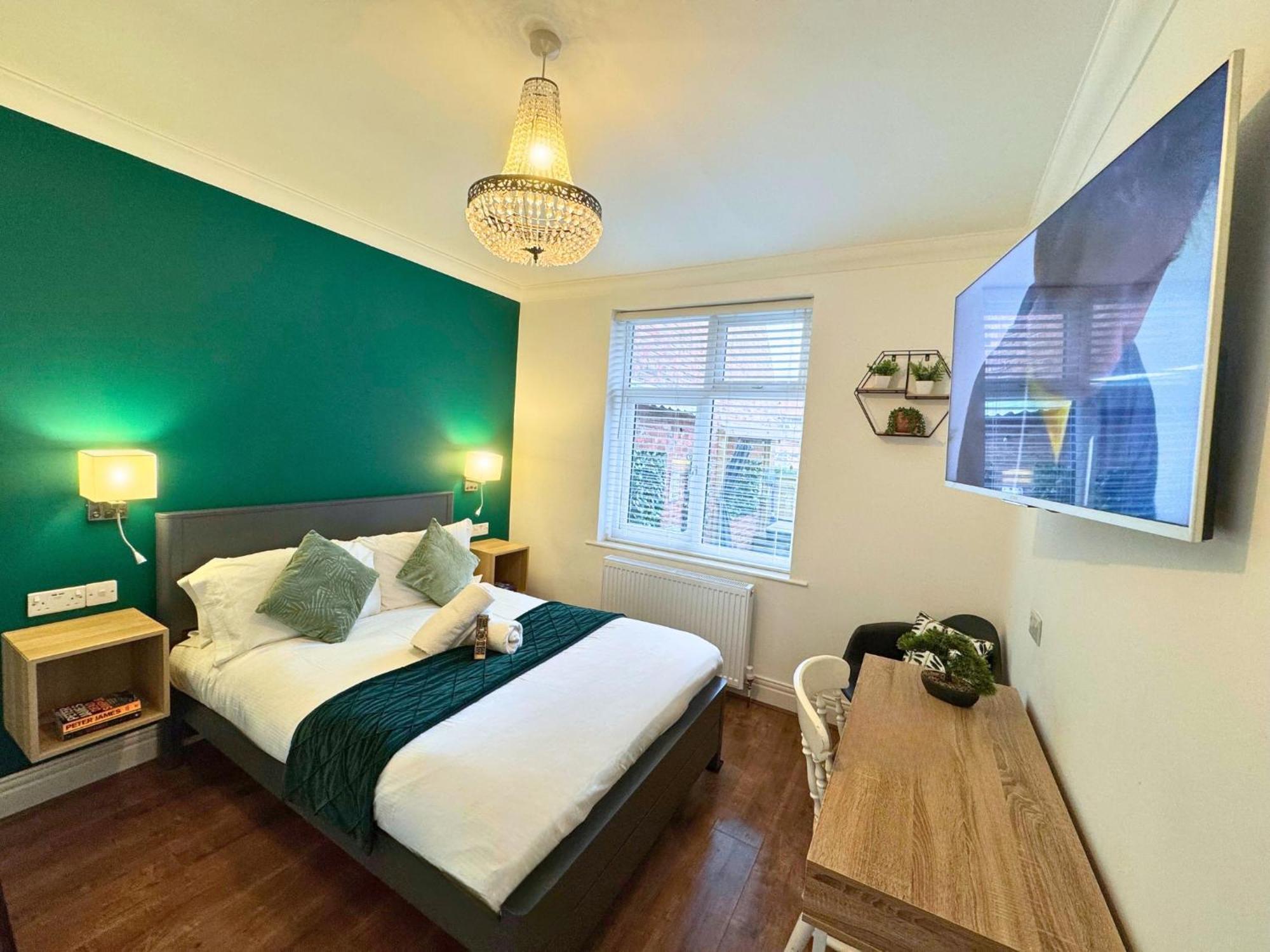 Hot Tub, Free Parking, Near Shops & Restaurants, Location 1M To City Jesmond エクステリア 写真